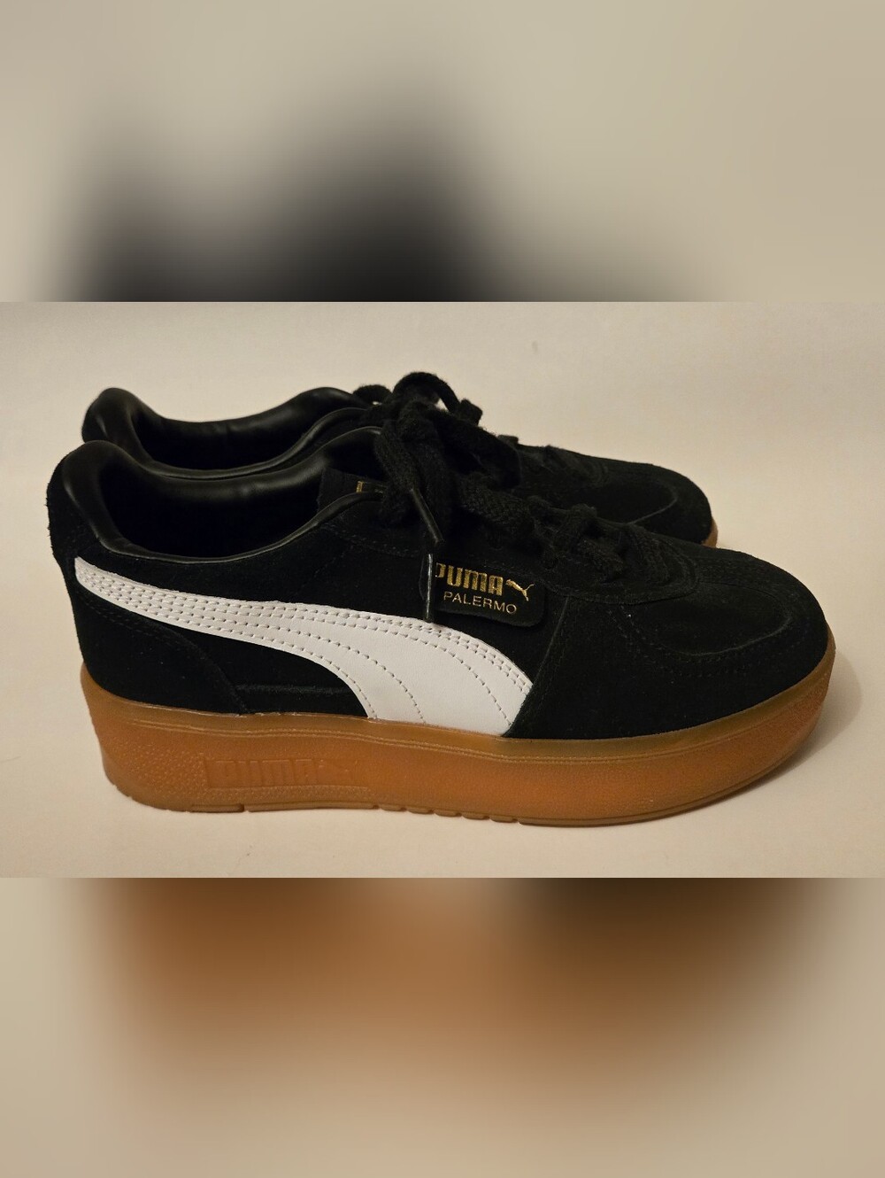 PUMA Palermo Black/White Suede Platform Sneakers with Gum Sole Women's Sz 7